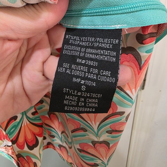 XOXO Floral Sleeveless Tank Blouse – Women’s Small Side Zip - Picture 6 of 11